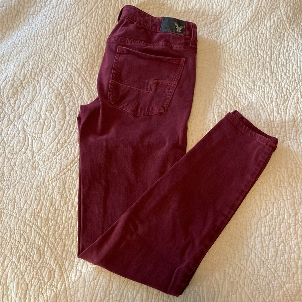 Size 4R American Eagle Maroon Jeggings